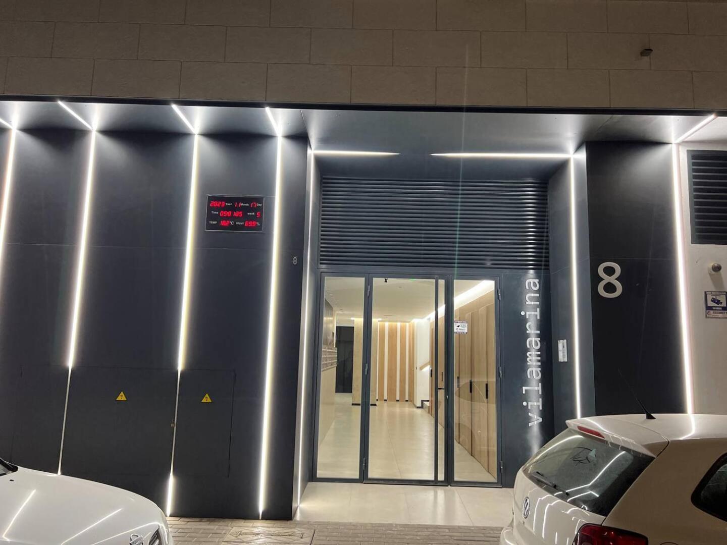 Apartamentos Nuevo Con Aire Y Wifi Águilas Exteriör bild